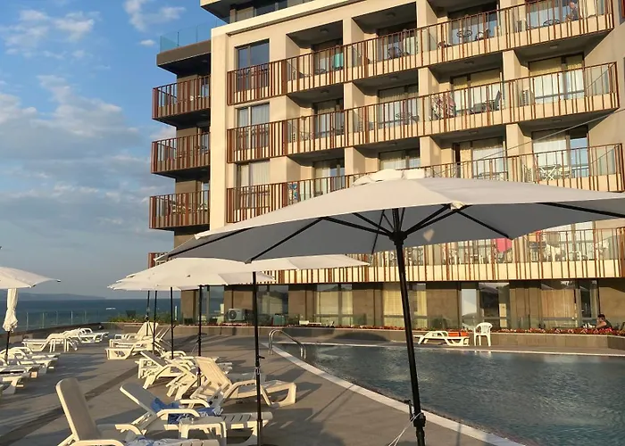 Paradiso B 411 Large Sea View * Nesebar